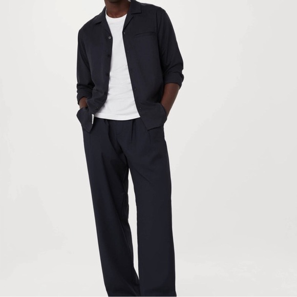 New! Frank & Oak Men's Dress Fluid Shirt Deep Blue Work Casual Dinner - Picture 2 of 16